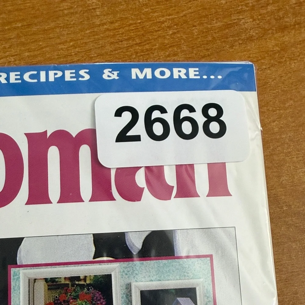 Country Woman Magazine with‎ Floral Cover